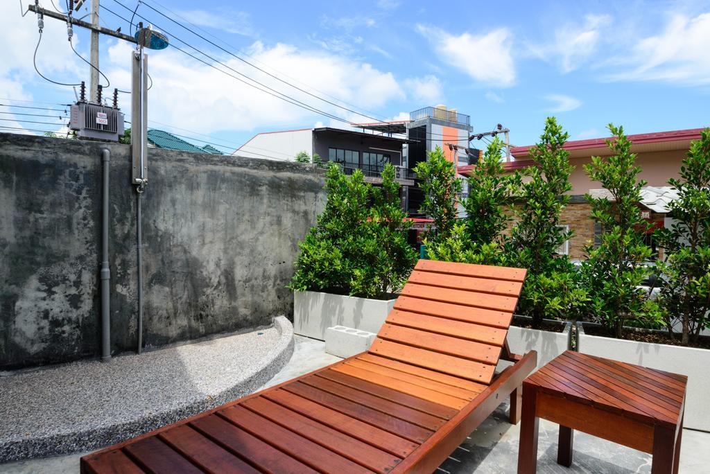 Ocean12 Chic Hotel Phuket Exterior foto